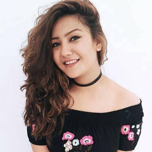 Aashika Bhatia 1